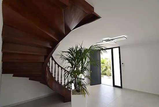 Espectacular casa de 8 dormitorios con licencia turística.