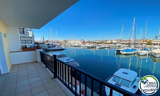 PORT ARGONAUTAS Maison avec vue sur le canal avec 3 chambres et garage