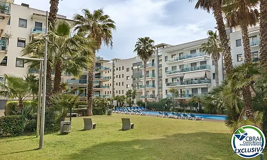 Superbe Atico de 2 chambres dans une très jolie résidence avec piscine