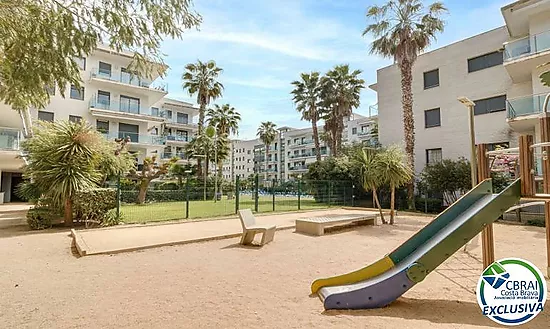 Superbe Atico de 2 chambres dans une très jolie résidence avec piscine