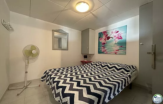 Para invertir o disfrutar ! Casa adosada y completamente reformada con 2 apartamentos y piscina priv