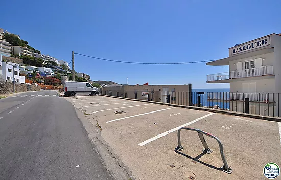 Impresionante apartamento con vistas panorámicas al mar, reformado, parking incluido. ¡Debes verlo!