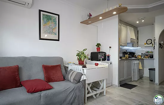 Appartement situé au rez-de-chaussée avec grande terrasse