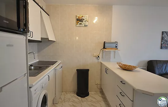 Appartement de 3 chambres avec amarre de 2,50x8 mètres à Roses Santa Margarita