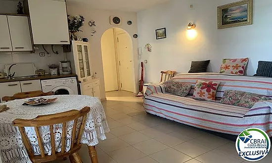 Apartment with optional garage in Santa Margarida, Roses