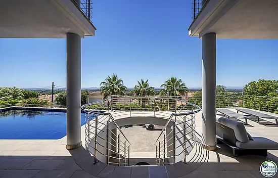 Sublime villa de standing situé dans un environnement privilégié