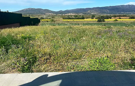 TERRAIN À VENDRE À PEDRET ET MARZÀ