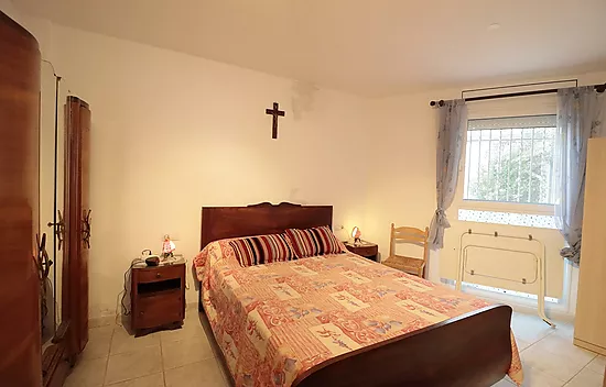 Apartamento con amarre comunitario en Santa Margarita, Roses.