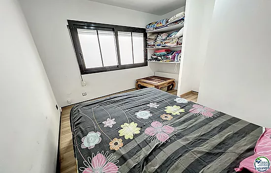 APARTAMENTO DE 6 DORMITORIOS EN EL CENTRO DE LA CIUDAD Y EN PRIMERA LÍNEA DE MAR