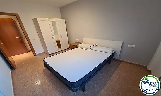 Apartment in Figueres near court