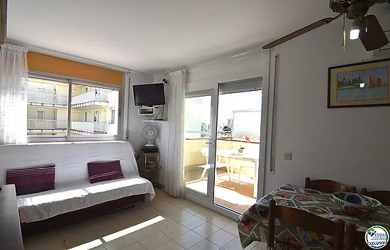 Piso - Apartamento en venta en Roses, con 40 m2, 1 habitaciones, 1 baño con ducha, Ascensor, Amuebla