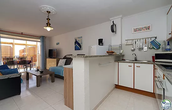 Muy bonito apartamento de 2 dormitorios en el corazón de Empuriabrava