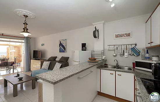 Muy bonito apartamento de 2 dormitorios en el corazón de Empuriabrava