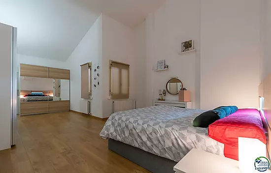 Magnifique penthouse en duplex à Figueres.