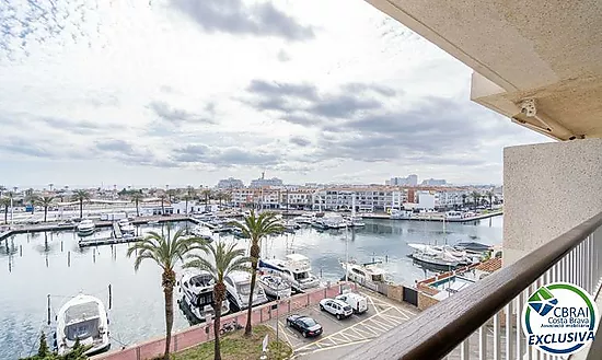 PORT GREC Apartamento reformado de 2 dormitorios con gran terraza y vistas al mar y al canal