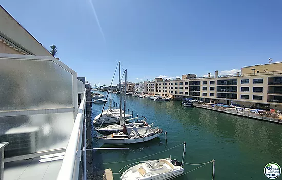 Penthouse duplex sea and canal views