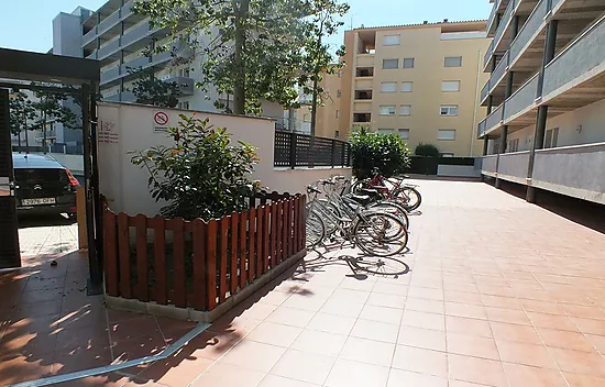 Appartement de 2 chambres avec vue canal et mer