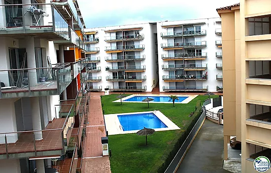 Apartamento de 2 habitaciones con vistas al canal y mar