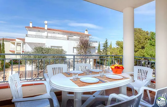 Cosy flat 100m from the sea, located in the urbanization of Fener de Baix, between Llançà and El Por