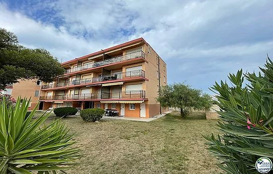 Estudio en zona natural de ensueño, sobre la zona natural de la playa de la Rubina de Empuriabrava, 