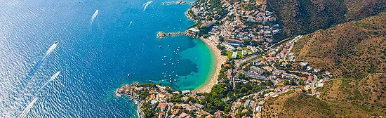 En location à Roses appartement 2 chambres, vue mer et piscine communautaire