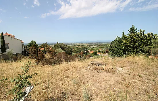 À vendre l'un des derniers terrains disponibles à Can Isaac-Palau Saverdera.