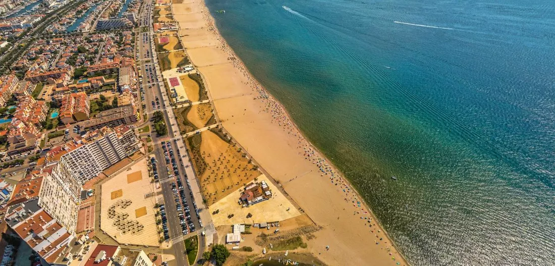 Estupenda casa al canal con amarre 10m