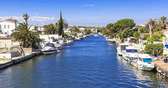 Estupenda casa al canal con amarre 10m