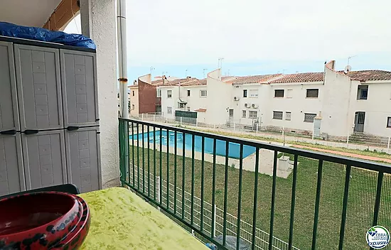 Cozy 1-bedroom apartment, south facing with swimming pool