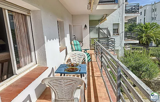 COMFORTABLE APARTMENT WITH MOUNTAIN VIEW WITH TERRACE AND PARKING