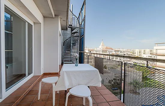 DÚPLEX  CON VISTAS Y TERRAZA BLAU MARINA