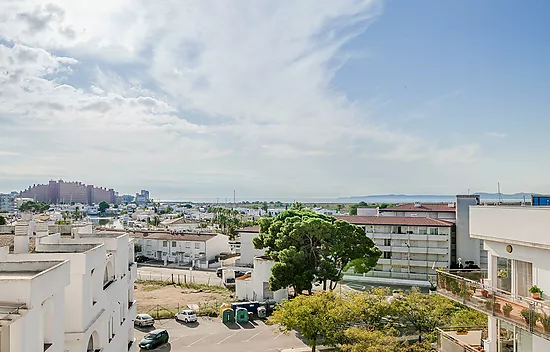 DÚPLEX  CON VISTAS Y TERRAZA BLAU MARINA