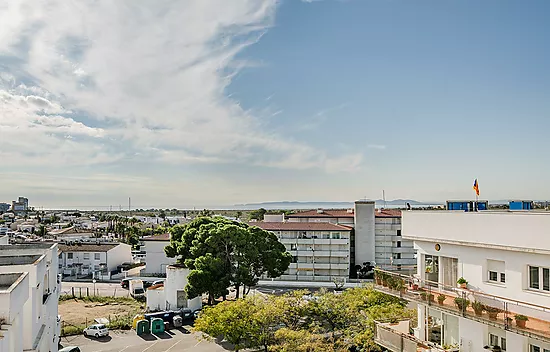 DÚPLEX  CON VISTAS Y TERRAZA BLAU MARINA