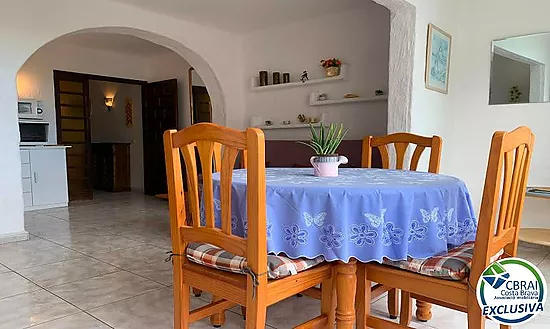 Wonderful apartment with seaview in Rosas,  Santa Margarita, only 100 m from the beach