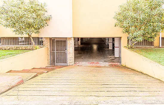 Apartment with 2 bedrooms and subterranean parking