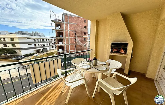 NICE 1 BEDROOM APARTMENT IN SANTA MARGARITA, ROSES, WITH TOURIST LICENSE