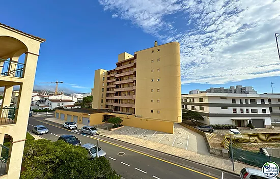 NICE 1 BEDROOM APARTMENT IN SANTA MARGARITA, ROSES, WITH TOURIST LICENSE