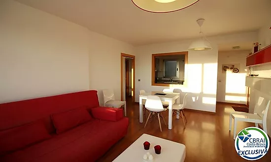 ÀNCORA Penthouse with two bedrooms and a large terrace with sea views and a tourist license