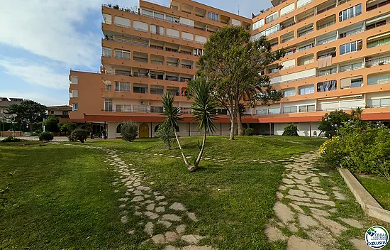 Apartment on Isla de Roses, Santa Margarita (Costa Brava) with tourist license