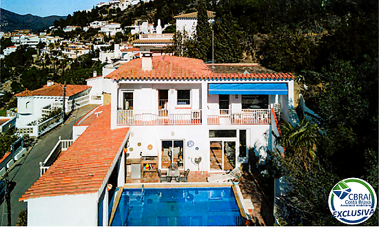 Superb House with panoramic view of the Bay of Roses + Tourist License