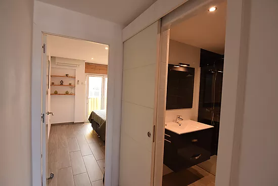 Empuriabrava, alquiler, apartamento  4 personas con vistas a canal