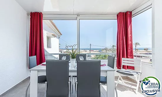 BAHIA Appartement rénové avec vue mer et licence touristique